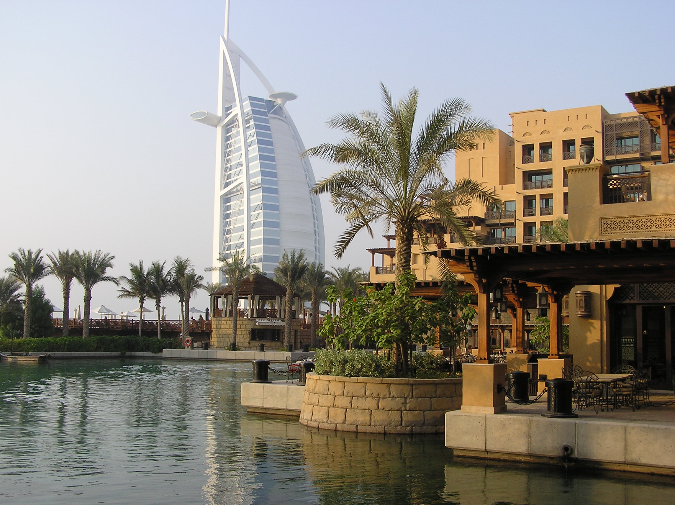 Dubai, destinaţia caldă a toamnei